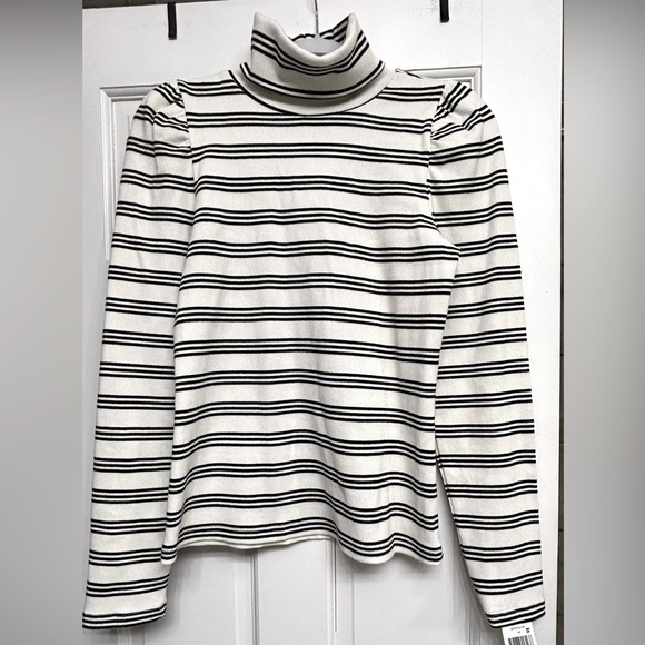 NEW Turtleneck Offwhite With Black Stripes & Ruffle Shoulders Medium - Picture 1 of 8
